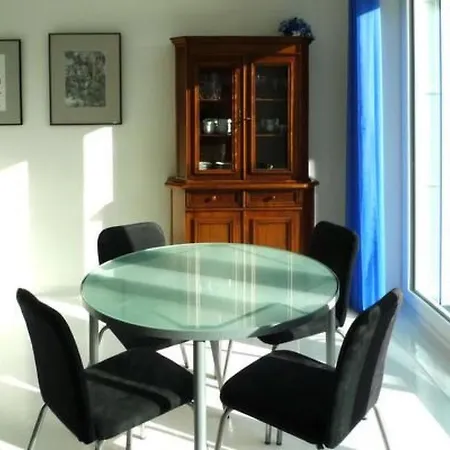 Perle-lollipop By Interhome Bullay